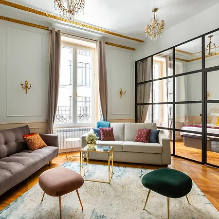Luxury 3 Bedroom With Ac -louvre Marais Paryż